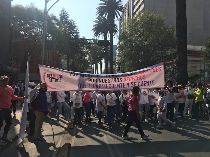 Bajo el lema de “El INE no se toca”, las y los manifestantes se movilizaron por las principales calles de la Ciudad de México.