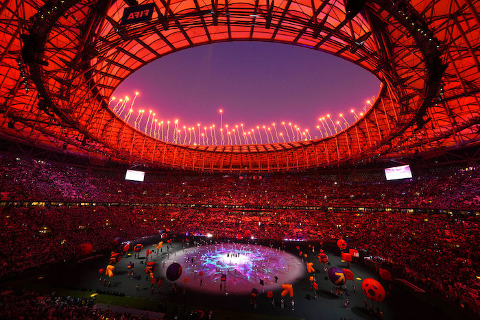 Despliegue de fuegos artificiales previo a la final de la Copa Mundial entre Argentina y Francia en el estadio Lusail el domingo 18 de diciembre de 2022, en el Lusail, Qatar.