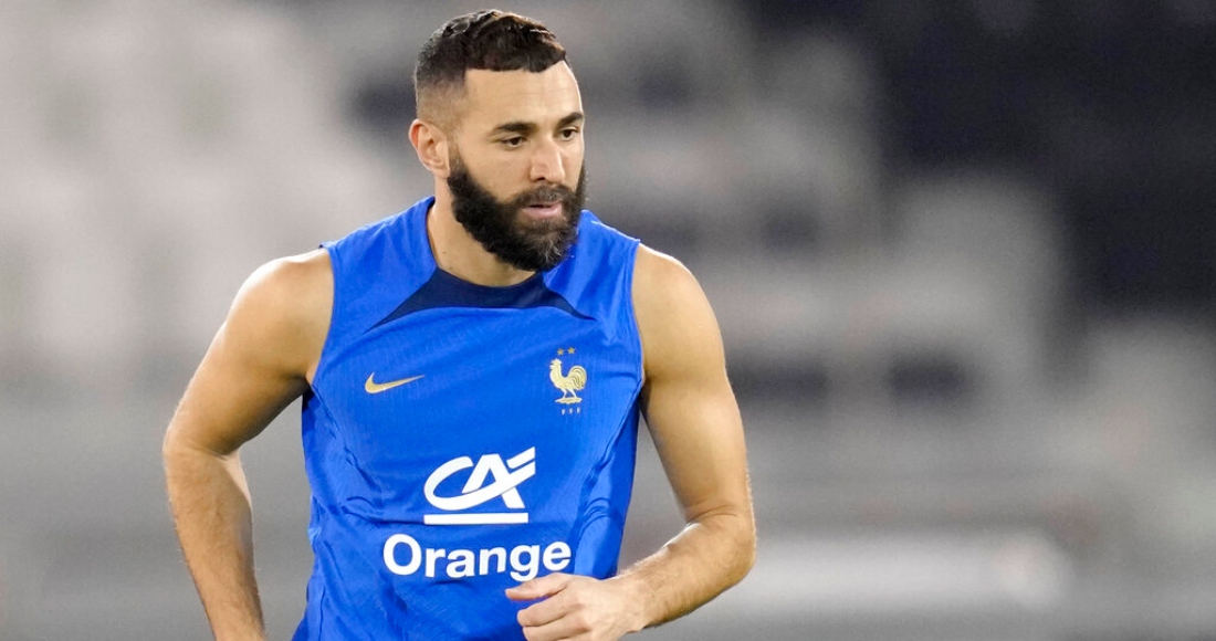 El delantero francés Karim Benzema durante un entrenamiento en el estadio Jassim Bin Hamad en Doha, Qatar, el sábado 19 de noviembre de 2022.