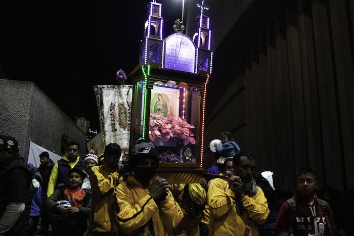 Miles de feligreses acudieron a la Basílica de Guadalupe para celebrar a la Virgen María este 12 de diciembre.