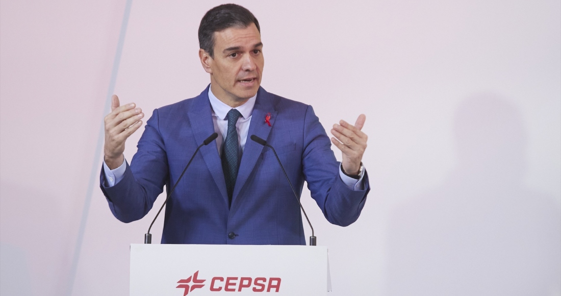 El Presidente del Gobierno de España, Pedro Sánchez, durante la presentación del proyecto de Cepsa "Valle andaluz del Hidrógeno Verde" en la Refinería Cepsa de San Roque, a 1 de diciembre de 2022 en Cádiz (Andalucía, España).