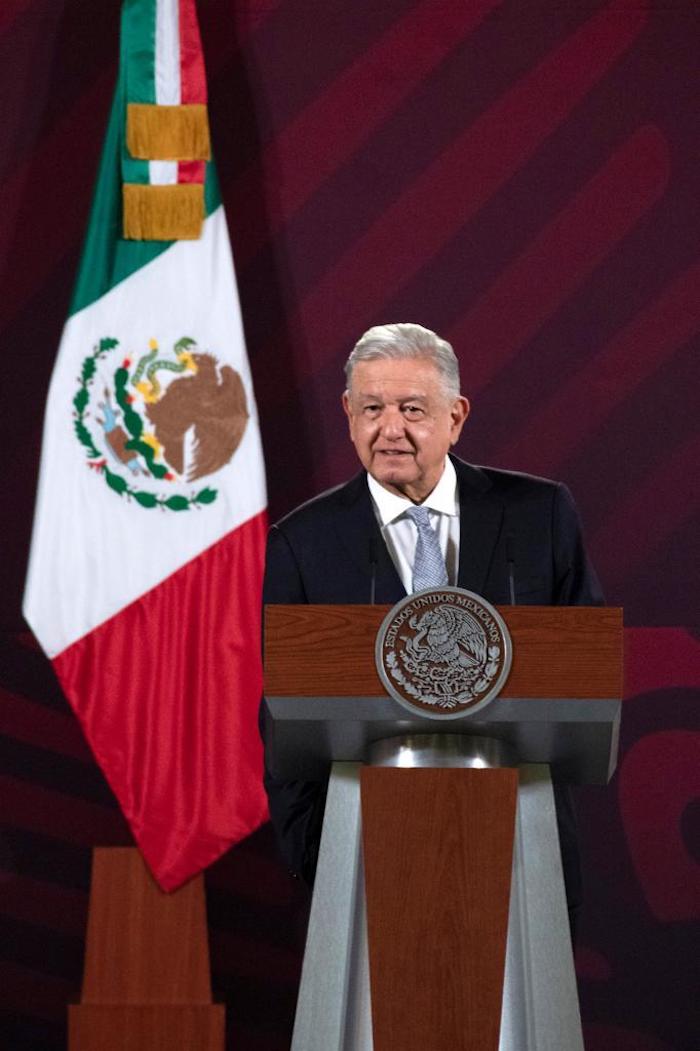 El Presidente Andrés Manuel López Obrador destacó que su Gobierno ha estado ayudando a Nuevo León "para resolver el problema de déficit de agua para consumo humano, que es lo prioritario, lo más importante".