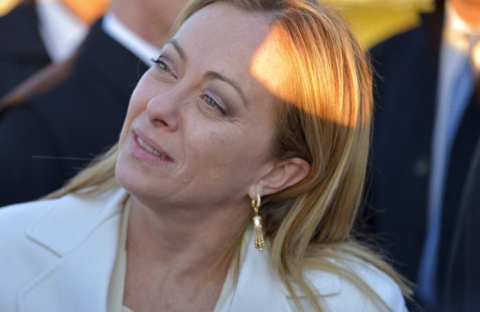 La Primera Ministra italiana Giorgia Meloni parte de Argel al cabo de una visita oficial de dos días a Argelia, 23 de enero de 2023.