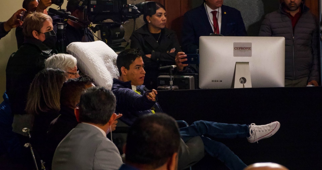 Daniel Robles Haro, un joven comunicador y activista por los derechos de las personas con discapacidad, asistió este día a la conferencia de prensa matutina del Presidente Andrés Manuel López Obrador.