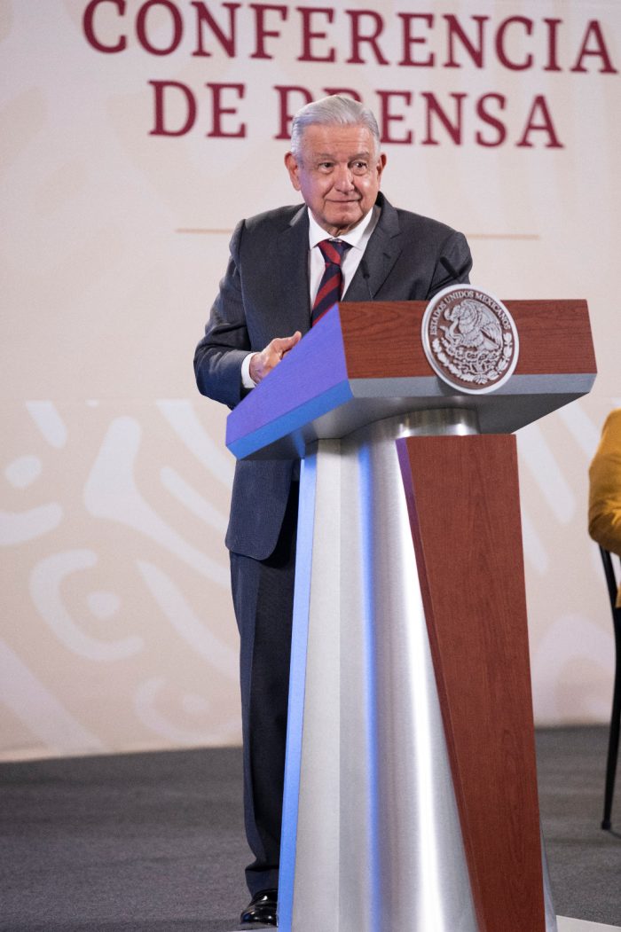 El Presidente Andrés Manuel López Obrador aseguró la mañana de este martes que el Instituto Nacional de Transparencia, Acceso a la Información y Protección de Datos Personales (INAI) "es un cero a la izquierda" y que "no sirve para nada".