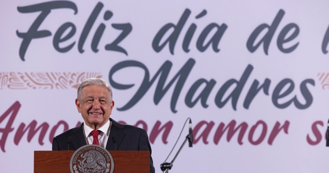 Andrés Manuel López Obrador, Presidente de México, felicitó la mañana de este miércoles a todas las madres con motivo de la celebración del 10 de mayo.