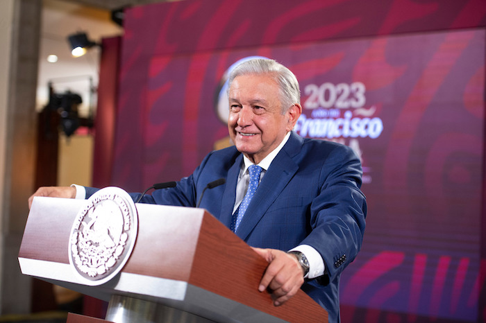 El Presidente Andrés Manuel López Obrador se deslindó la mañana de este jueves de Ricardo Mejía Berdeja, candidato del Partido del Trabajo (PT) a la gubernatura de Coahuila y quien trabajó como Subsecretario de Seguridad federal en su Gobierno.