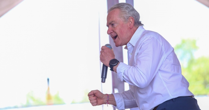 Santiago Creel durante el evento de campaña de Alejandra del Moral en el municipio de Otumba, Estado de México.