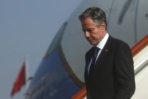 El Secretario de Estado de Estados Unidos Antony Blinken llega a Beijing el domingo 18 de junio de 2023.