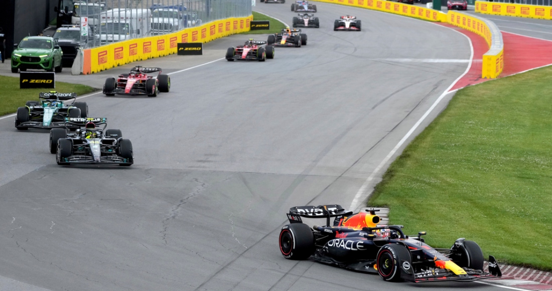 El Red Bull de Max Verstappen incrementa su ventaja durante el Gran Premio de Canadá de la Fórmula Uno, el domingo 18 de julio de 2023, en Montreal.