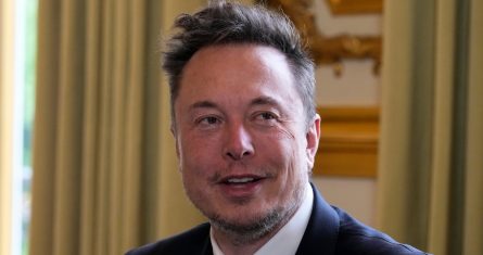 Elon Musk se convirtió en la persona más rica del mundo, de acuerdo con el índice de millonarios de Bloomberg. Foto: Michel Euler, AP