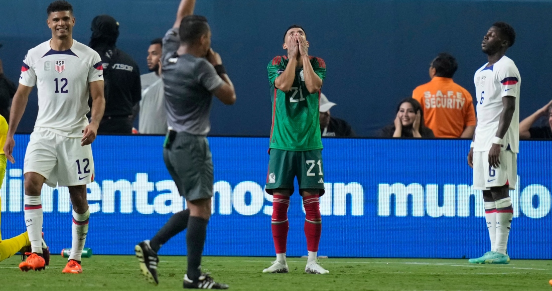 El mexicano Uriel Antuna lamenta una oportunidad de gol desperdiciada ante Estados Unidos durante la segunda mitad del partido por las semifinales de la Liga de Naciones de CONCACAF, el jueves 15 de junio de 2023, en Las Vegas. Foto: John Locher, AP