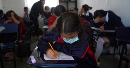 La Secretaría de Educación Pública (SEP) dio a conocer esta tarde el calendario escolar de educación básica para el ciclo 2023-2024. Foto: Juan José Estrada Serafín, Cuartoscuro