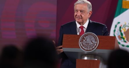 El Presidente Andrés Manuel López Obrador explicó que la "buena noticia" llegó después de que "un Juez desechara los recursos que presentaron abogados y algunos trabajadores en contra de la posibilidad de que los representantes legales del Sindicato vendieran algunos bienes y la marca de Mexicana de Aviación".