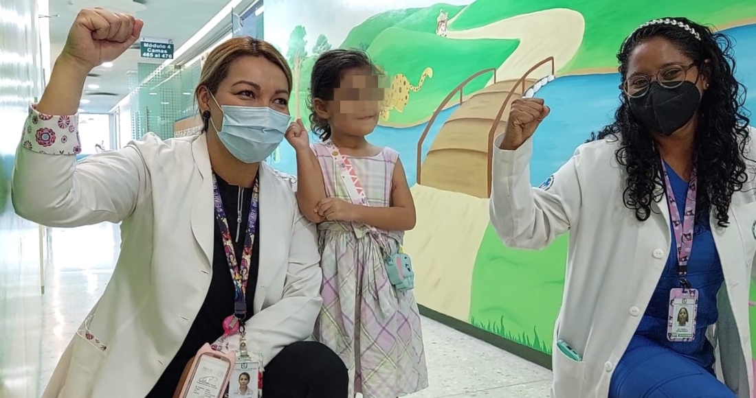 Niña de 4 años fue herida por bala perdida, en Guerrero; médicos del IMSS la salvan. Foto: IMSS