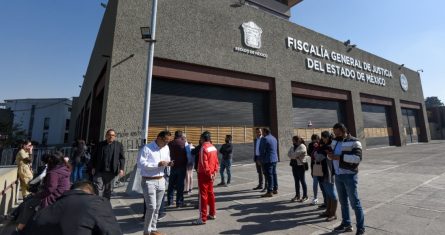 La Familia Michoacana podría ser responsable de abandonar los restos humanos en un puente peatonal en Toluca. Foto: Crisanta Espinosa Aguilar, Cuartoscuro