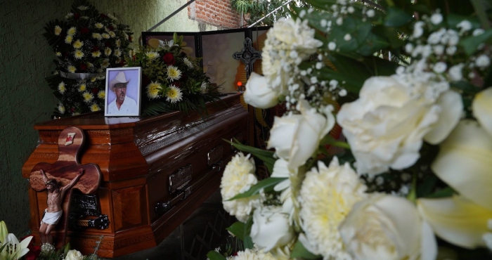 Funeral de Hipólito Mora en La Ruana, Michoacán.