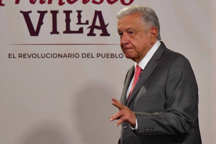 El Presidente Andrés Manuel López Obrador encabezó la mañana de este jueves su conferencia de prensa matutina desde Palacio Nacional.