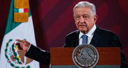 El Presidente Andrés Manuel López Obrador en conferencia de prensa.