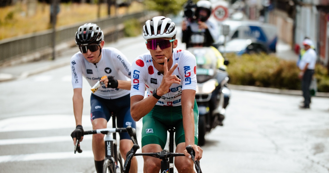 Isaac del Toro hizo historia para el deporte mexicano. El ciclista de 19 años ganó la 59 edición del Tour L’Avenir o mejor conocido como el Tour de Francia Sub 23.