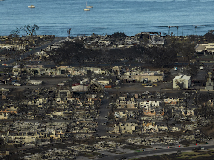 Una vista general muestra las consecuencias de un incendio en Lahaina, en la isla hawaiana de Maui, el 17 de agosto de 2023.