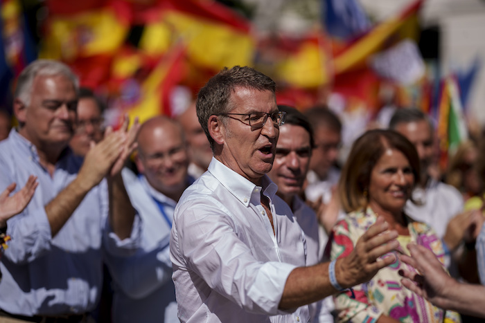 Alberto Feijóo, líder del Partido Popular, durante un mitin el domingo 24 de septiembre de 2023, en Madrid, España.