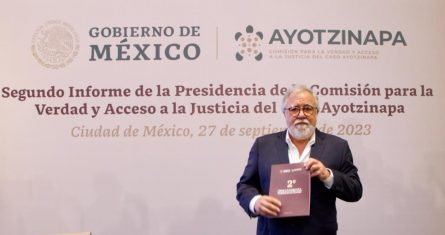 Alejandro Encinas Rodríguez, Subsecretario de Gobernación, en la presentación del 2° Informe de la Presidencia de la Comisión para la Verdad y Acceso a la Justicia del Caso Ayotzinapa.