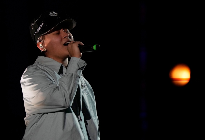 La cantante estadounidense Yahritza Martínez en su concierto en el segundo día del festival Arre en la Ciudad de México el domingo 10 de septiembre de 2023. Foto: Fernando Llano, AP