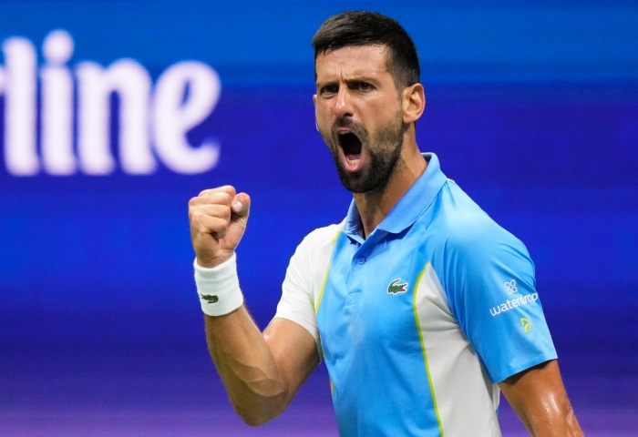 El serbio Novak Djokovic reacciona durante el encuentro ante el estadounidense Ben Shelton en las semifinales del US Open el viernes 8 de septiembre del 2023. Foto: Frank Franklin II, AP