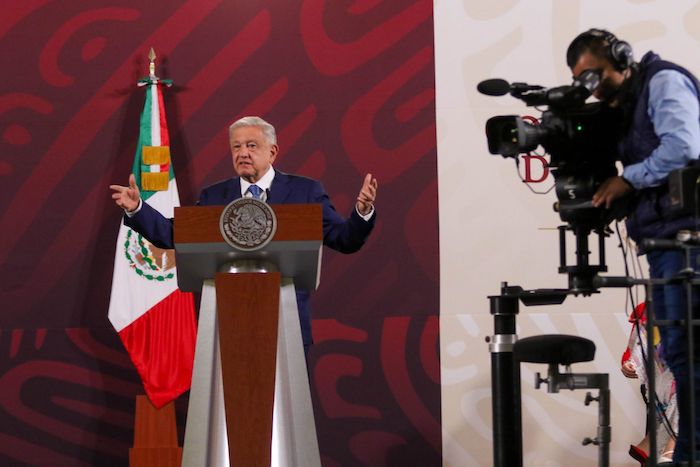 Andrés Manuel López Obrador celebró hoy la marcha de ayer domingo en defensa de los fideicomisos del Poder Judicial porque, dijo, vivimos una democracia y se pueden realizar manifestaciones con libertad.