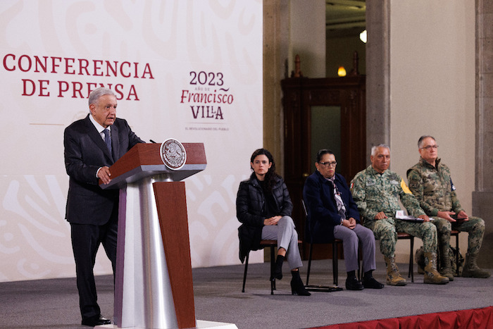 El Presidente Andrés Manuel López Obrador informó que hoy arrancará un censo casa por casa para tener un registro de la destrucción que provocó "Otis" en Guerrero, y anunció que se implementará un programa de construcción y mejoramiento de vivienda para todas y todos los afectados.