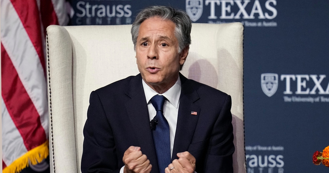 El Secretario de Estado de Estados Unidos, Antony Blinken, habla durante una conversación en el campus de la Universidad de Texas, el miércoles 4 de octubre de 2023, en Austin, Texas.