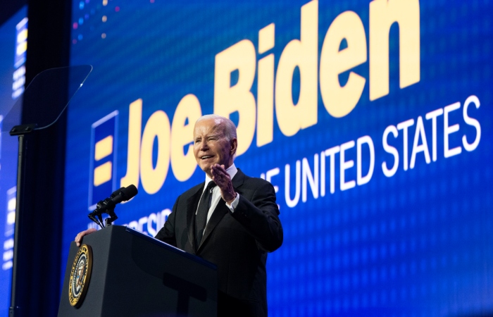 El Presidente Joe Biden habla en la Cena Nacional de la Campaña de Derechos Humanos, el sábado 14 de octubre de 2023, en Washington.