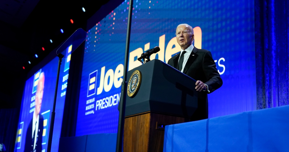 El Presidente Joe Biden habla durante un acto de recaudación de fondos, el sábado 14 de octubre de 2023, en Washington.