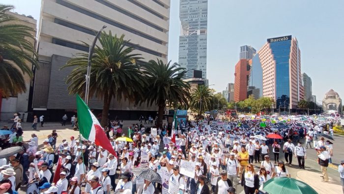 Ni ministros ni magistrados del TEPJF estuvieron en la marcha, sólo magistrados de circuito.