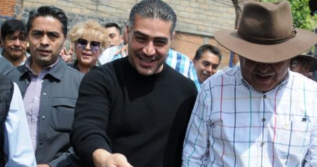 Omar García Harfuch llega al pueblo de San Nicolás Totolapan para reunirse con los habitantes de esa comunidad, esto como parte de sus Asambleas Informativas de cara a la encuesta de Morena para elegir a su candidato para la jefatura de gobierno. Foto: Daniel Augusto, Cuartosuro