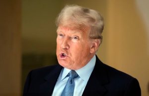 El expresidente Donald Trump en el tribunal de Nueva York, donde se le sigue juicio por fraude corporativo, el 18 de octubre de 2023.