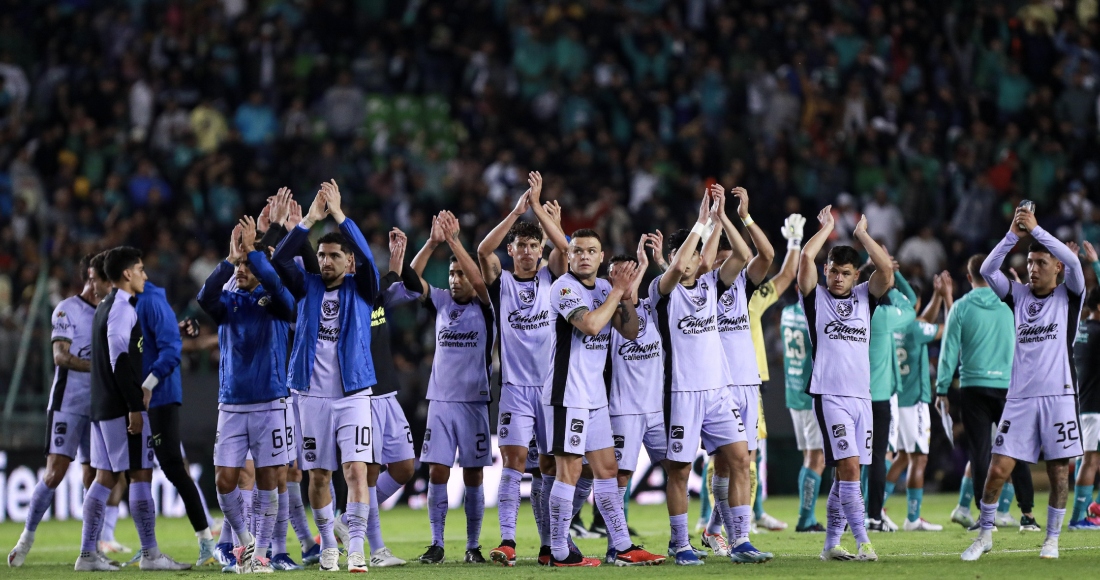 El delantero Henry Martín firmó un doblete el miércoles por la noche, y el América rescató un empate de 2-2 ante León, en el duelo de ida de cuartos de final del Torneo Apertura 2023.