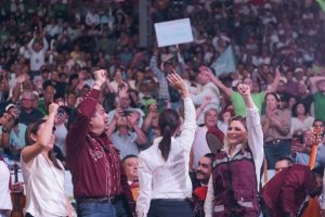 Sheinbaum Pardo hizo hincapié en el apoyo que ella y el Partido del Presidente, Andrés Manuel López Obrador, brindan a Claudia Delgadillo. Por su parte, Delgadillo celebró que en Jalisco se viva un momento de “transformación".