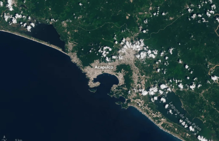 La costa de Acapulco y alrededores, el 21 de septiembre de 2023, antes del impacto del huracán "Otis".