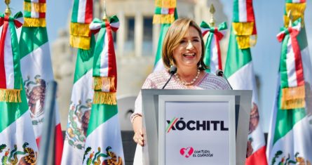 Xóchitl Gálvez Ruiz, virtual candidata presidencial de la oposición, encabezó la mañana de este domingo un mensaje disfrazado de informe en el Monumento a la Revolución, ubicado en la Ciudad de México, para destacar su labor en el Senado de la República y para asegurar que es "la hora de los resultados, no de los pretextos".