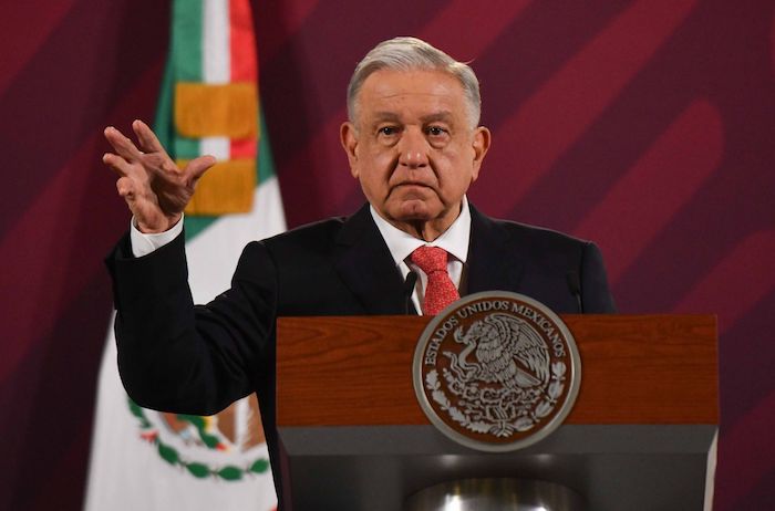 En su habitual encuentro con los medios de comunicación, el Presidente Andrés Manuel López Obrador dio a conocer ya la fecha en que hará llegar al Congreso las últimas iniciativas de reforma de su sexenio.