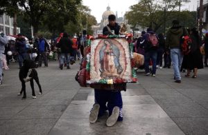 En el marco del 492 Aniversario de la aparición de la Virgen de Guadalupe en el Cerro del Tepeyac, millones de peregrinos la celebraron en la Basílica de Guadalupe.