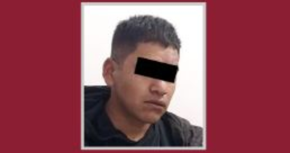 Autoridades mexiquenses informaron sobre la detención de un presunto extorsionador en Toluca, quien habría sido estado implicado en la extorsión a comerciantes de pollo en el Estado de México, denunciada desde el año 2020 por polleros de la entidad.