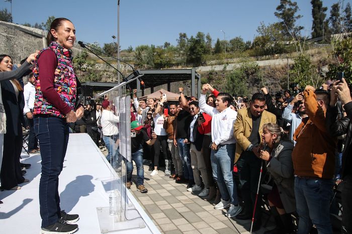 Claudia Sheinbaum Pardo, precandidata de Morena a la Presidencia de México, aseguró que "la transformación es de jóvenes o no es transformación", motivo por el que esta nueva área se encargará de sumar a todas las juventudes para construir el siguiente piso de la llamada Cuarta Transformación (4T). 