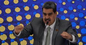 El Presidente venezolano Nicolás Maduro durante una ceremonia de notificación para el referendo sobre el futuro de un territorio disputado con Guyana, el lunes 4 de diciembre de 2023, en Caracas.