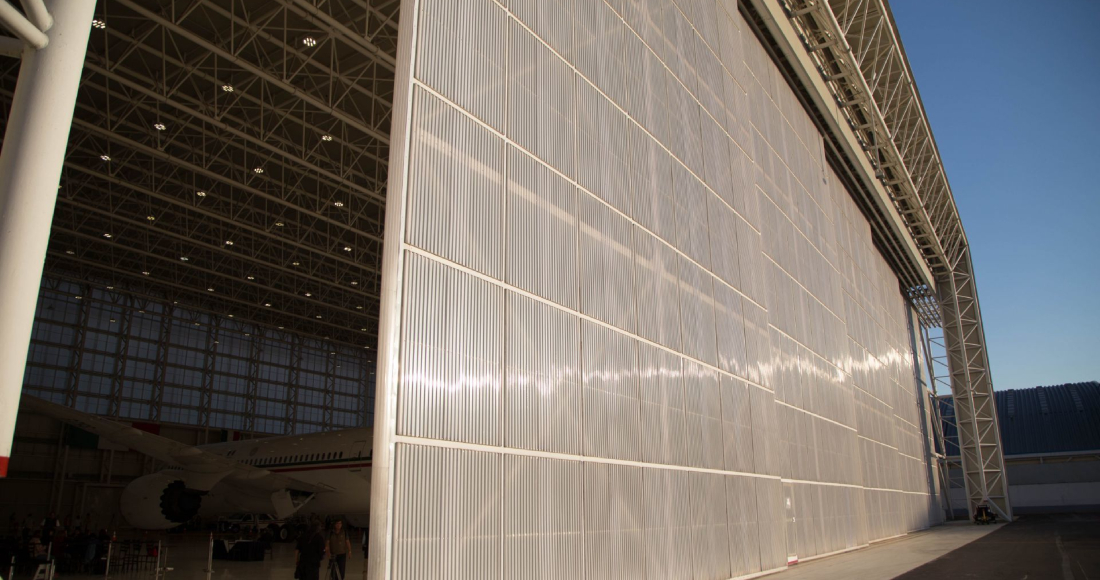 El Hangar Presidencial, ubicado en el Aeropuerto Internacional de la Ciudad de México estará a disposición de la Sedena a partir de este miércoles. Será utilizado para actividades militares.