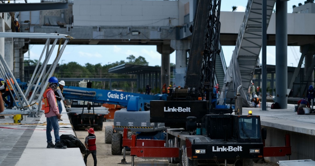 El Presidente Andrés Manuel López Obrador explicó hoy las razones por las que el Tren Maya suspendió sus operaciones desde ayer y hasta el próximo 1 de enero de 2024. Foto: Elizabeth Ruiz, Cuartoscuro