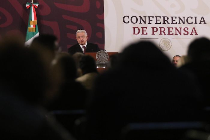 El Presidente Andrés Manuel López Obrador confirmó este lunes que los datos personales de las y los periodistas que cubren la "mañanera" fueron robados a través de un hackeo a la Presidencia de México.