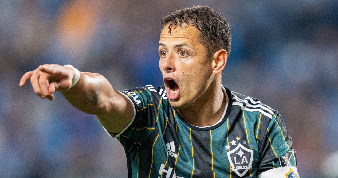 El delantero de Los Angeles Galaxy Javier "Chicharito" Hernández durante el segundo tiempo del partido de la MLS contra Charlotte FC en Charlotte, el 5 de marzo de 2022.